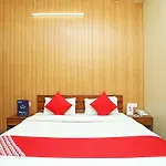 Hotel Saptrishi
