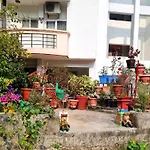 Luxurious Hill View Abode Tapovan