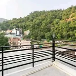 Entire Floor Luxury 3Bhk 3Baths 5 Double Beds In Tapovan Nr Laxman Jhulla