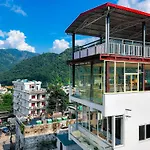 Hotstel Rishikesh,Tapovan