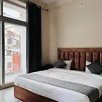 Hotstel Rishikesh,Tapovan