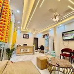Trinetra Guest House