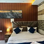 Hotel Dev Ganga