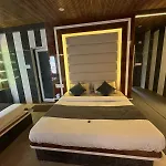 Hotel Dev Ganga