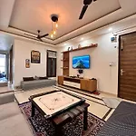 Yoga Wifi Travel Home Stay