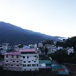 Saadagi - Soulful 1 Bhk, Upper Tapovan, Rishikesh