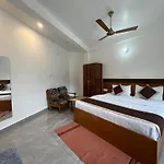 Hotel Manikut