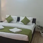 Around Stays-House Of Tourists