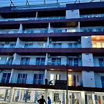 Moksha A Luxury 2Bhk With Ganga View