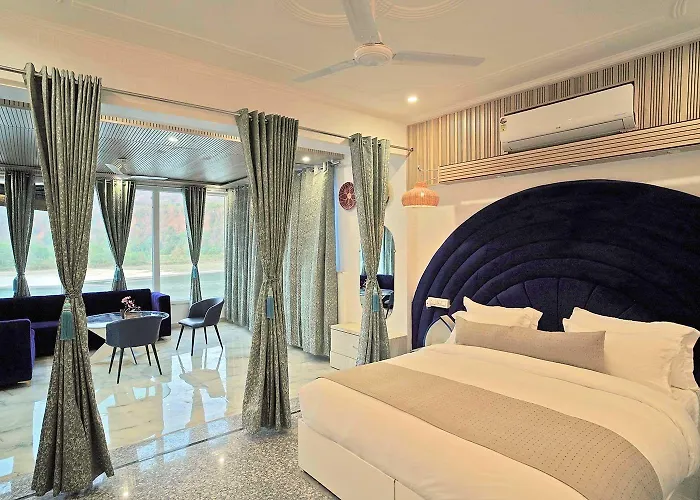The Neeraj Ganga Cottages
