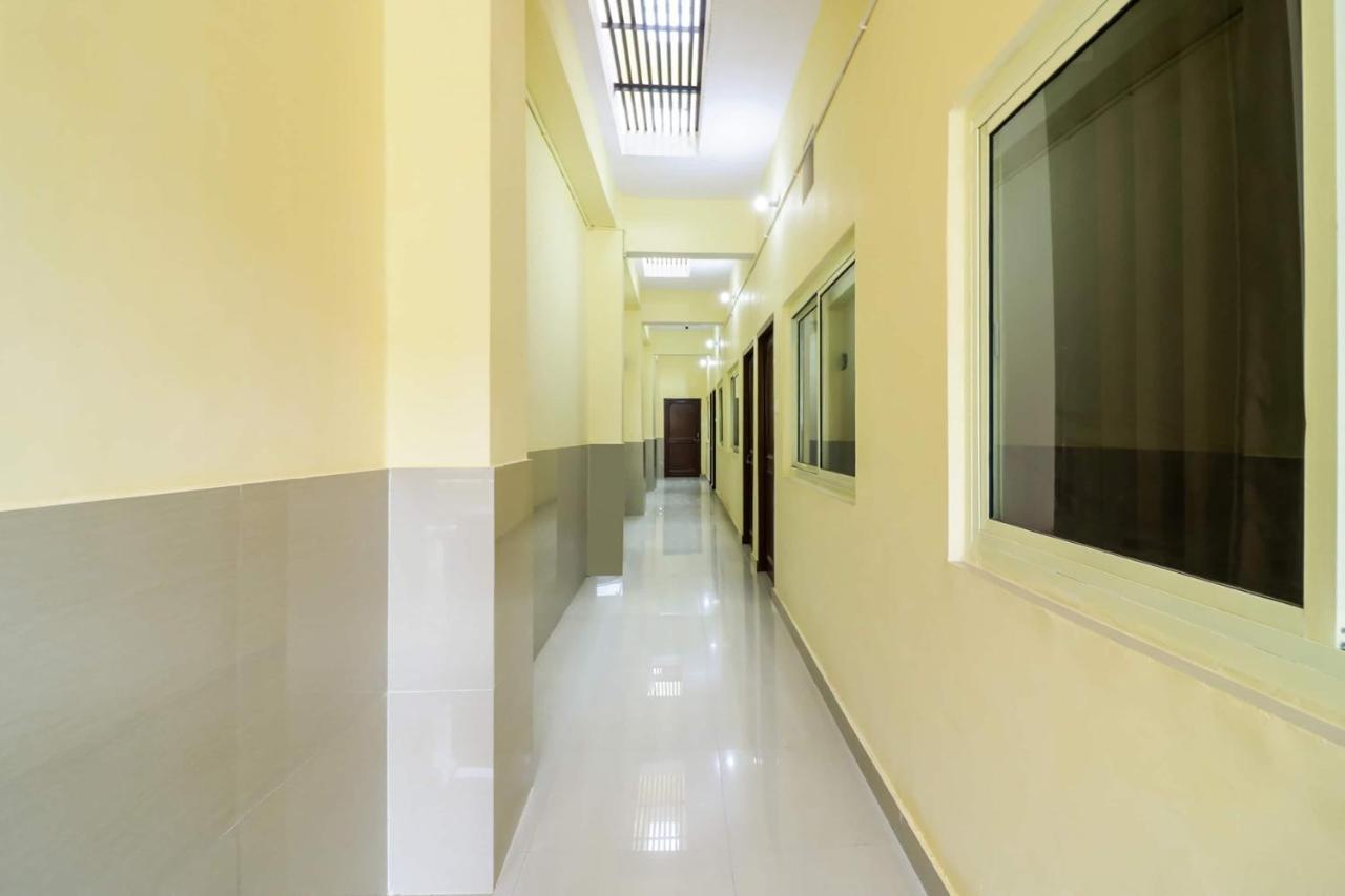 Hotel Oyo Mg Residency 3*
