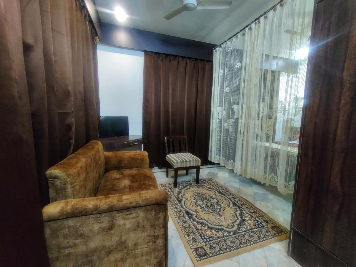 Hotel Gayatri Resorts