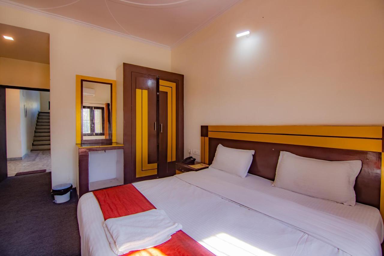 Shanti Residency - Ganga View 2*