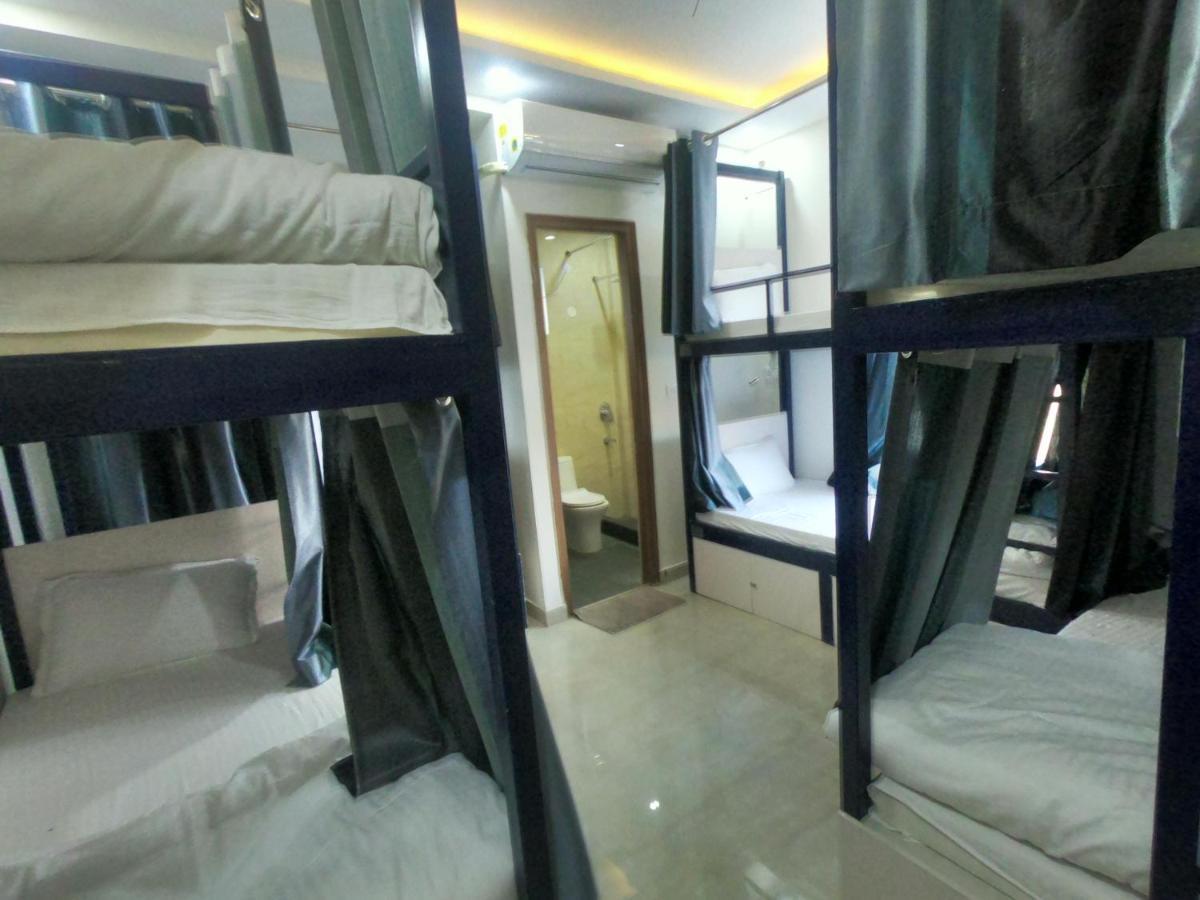 Back Stayz Hostel