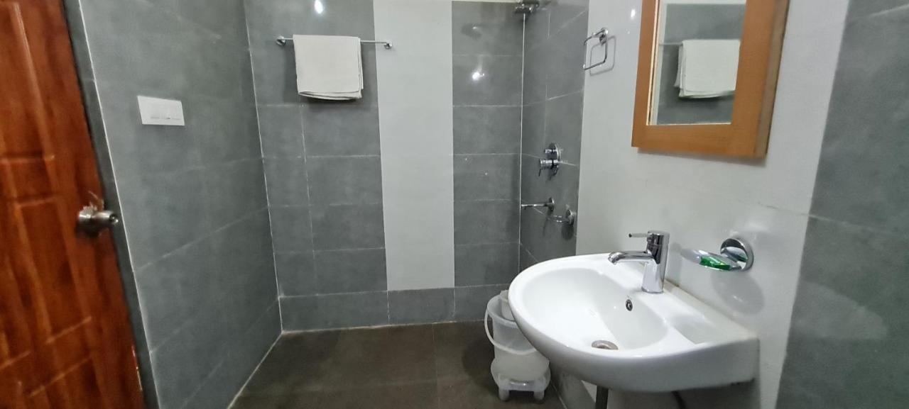 Hotel Shivansh 2*