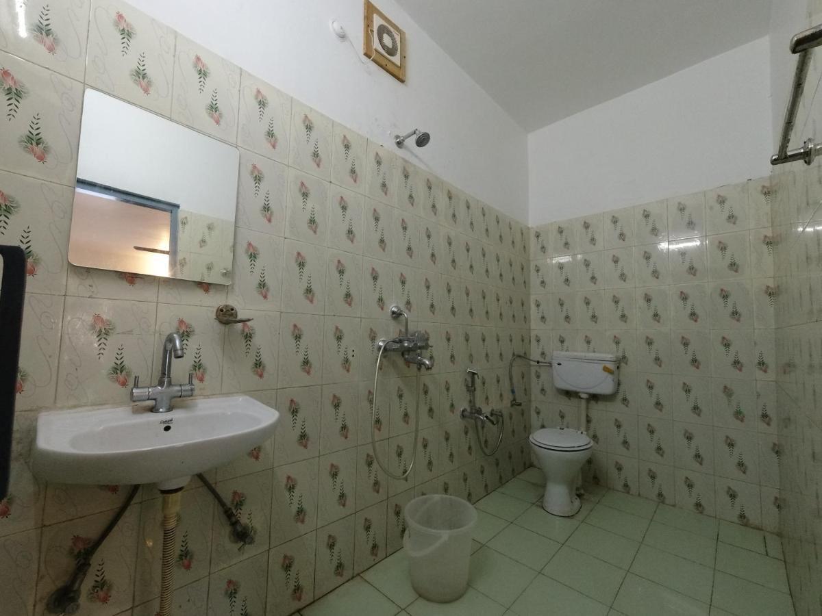 Hotel H7 On The Ganges, Yoga & Spa Resort, 3*