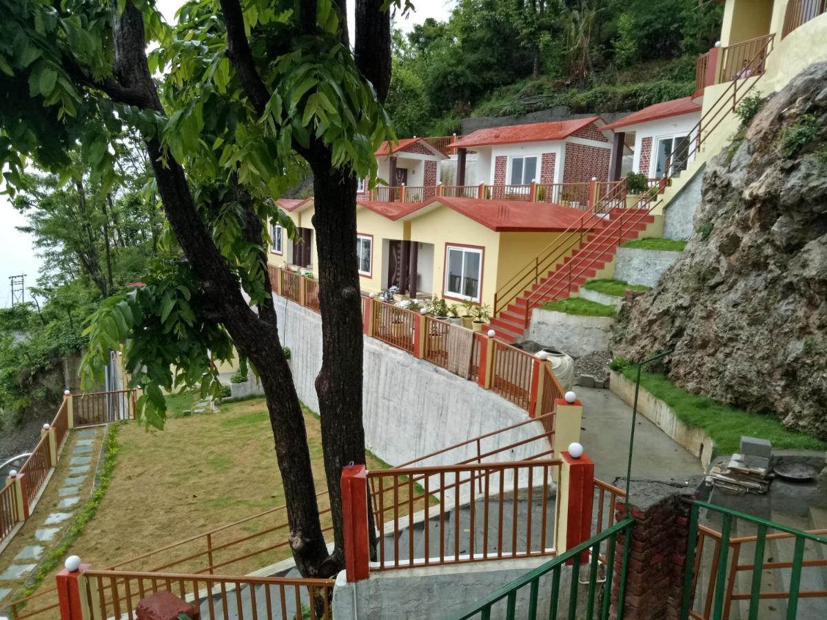 Resort Kyarki Rishikesh