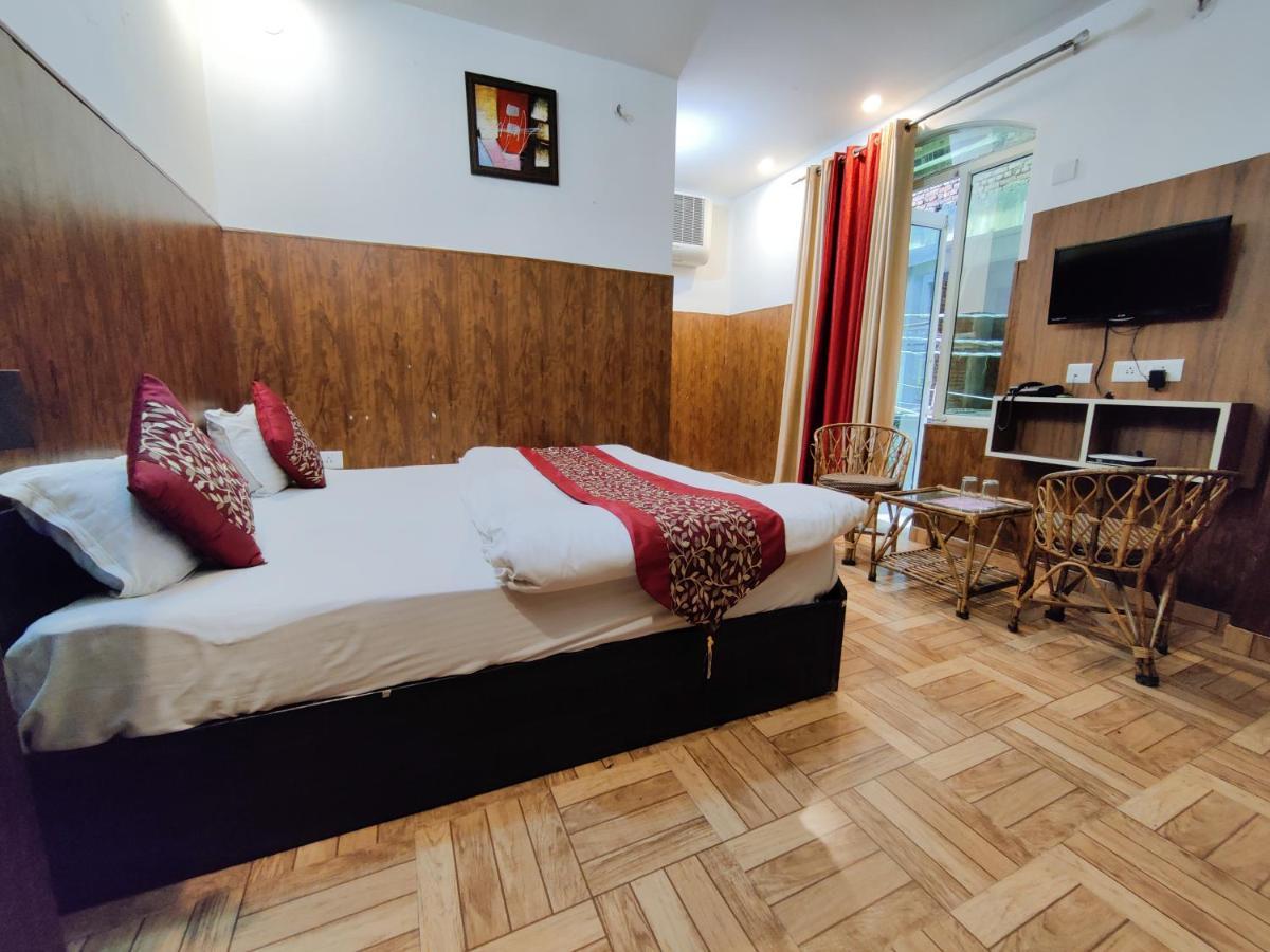 Hostel Perfect Stayz In Tapovan *