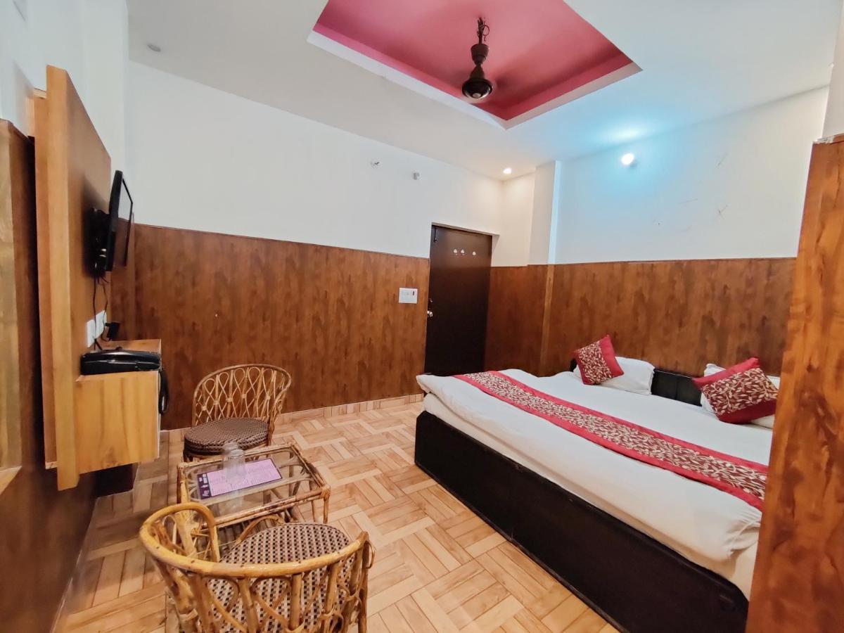 Perfect Stayz In Tapovan * Rishikesh