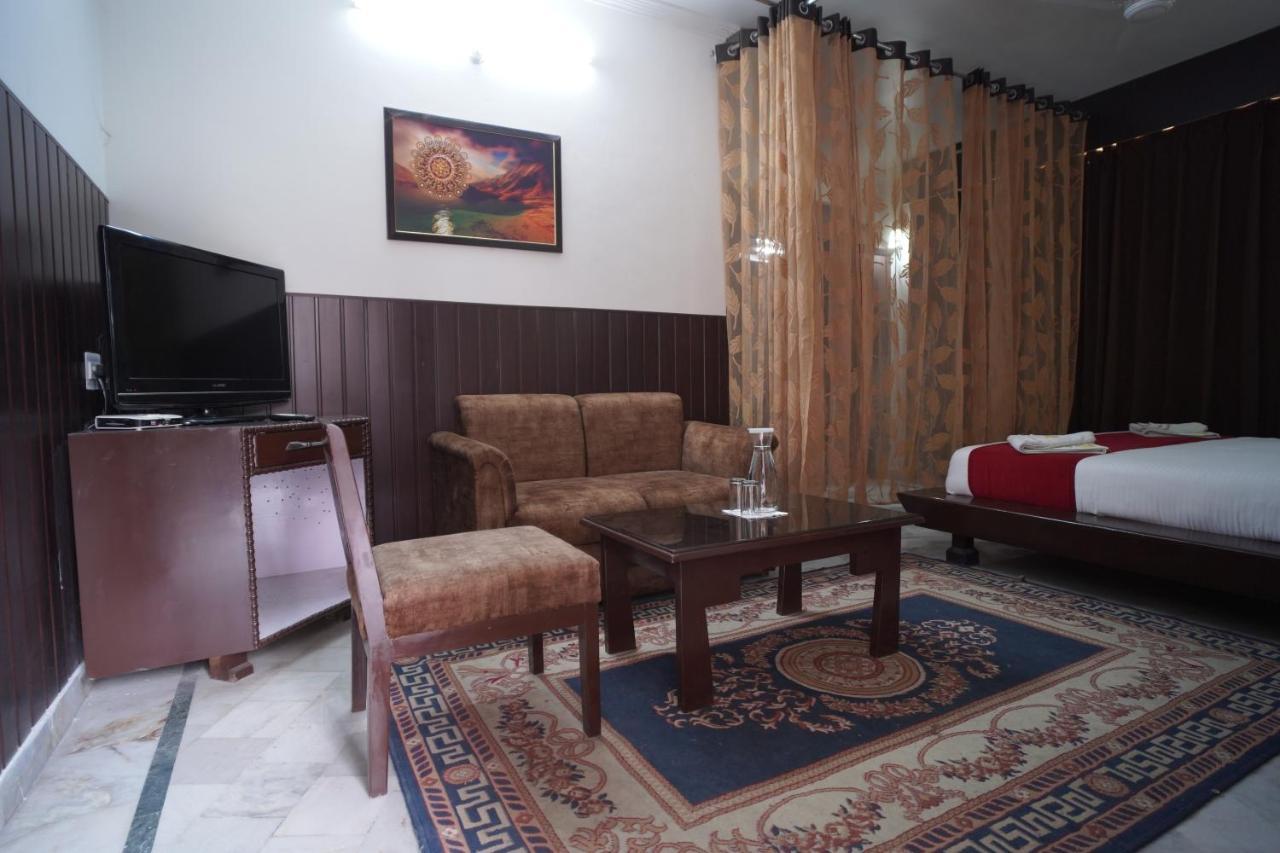 Gayatri Resorts Hotel 3*