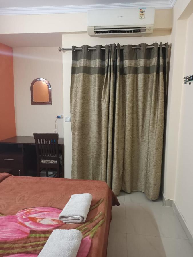 Apartment Luxurious Hill View Abode Tapovan