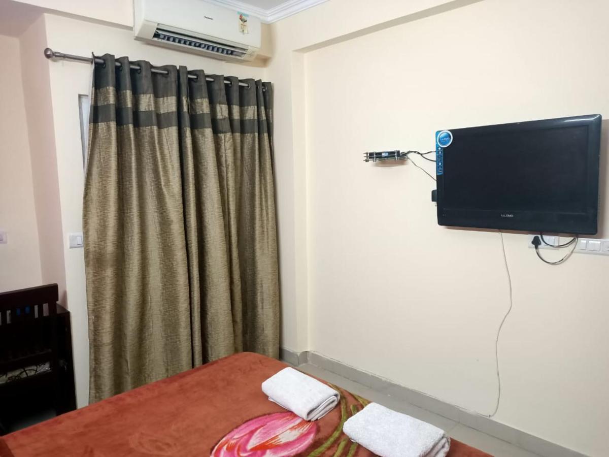 Apartment Luxurious Hill View Abode Tapovan *