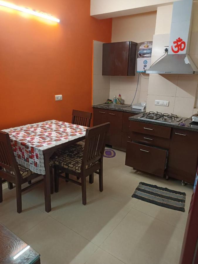 Luxurious Hill View Abode Tapovan *