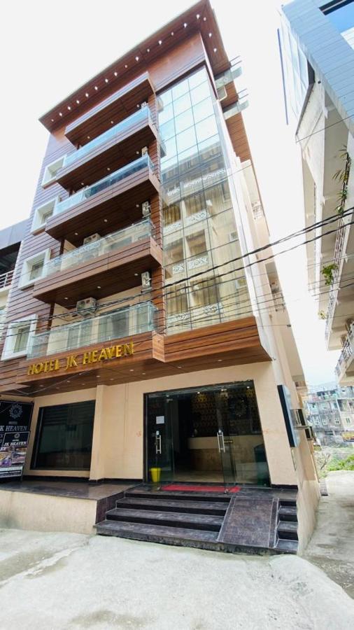 Hotel Super Townhouse Oak Tapovan 4*