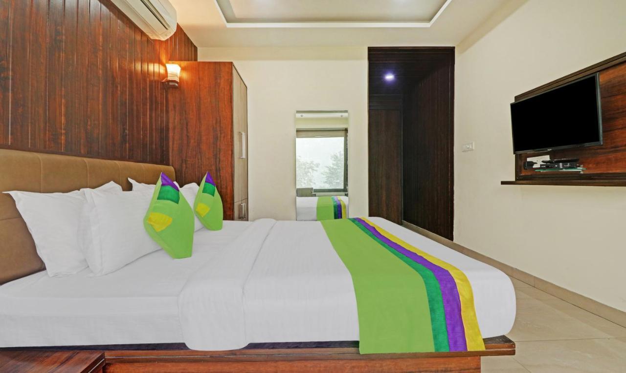 Hotel Treebo Trend Trance Ganga Shivpuri