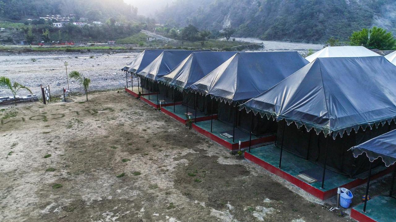 Riverside Swiss Camps 