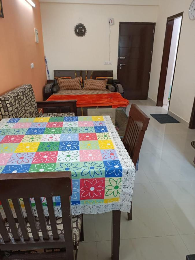 Luxurious Hill View Abode Tapovan Apartment *