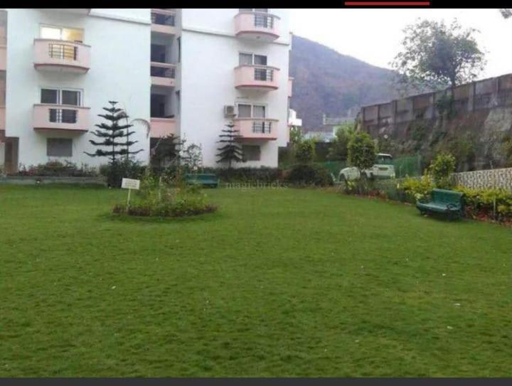 Luxurious Hill View Abode Tapovan Rishikesh