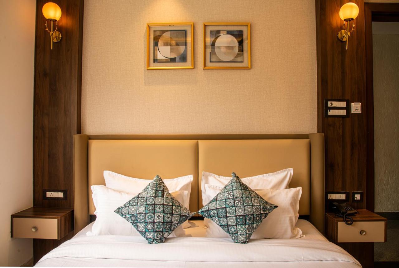 Dream Hotel