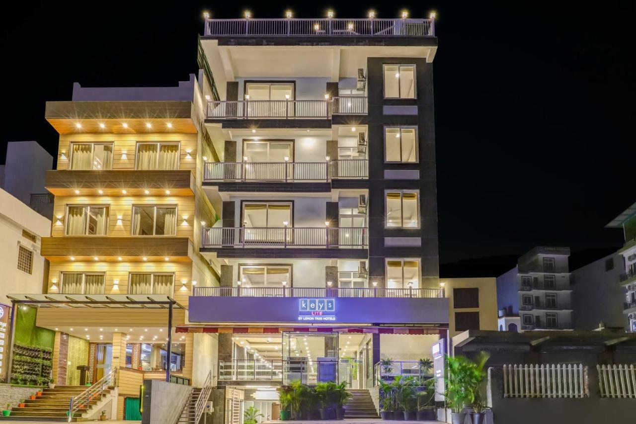Hotel Keys Lite By Lemon Tree Hotels, Tapovan, *