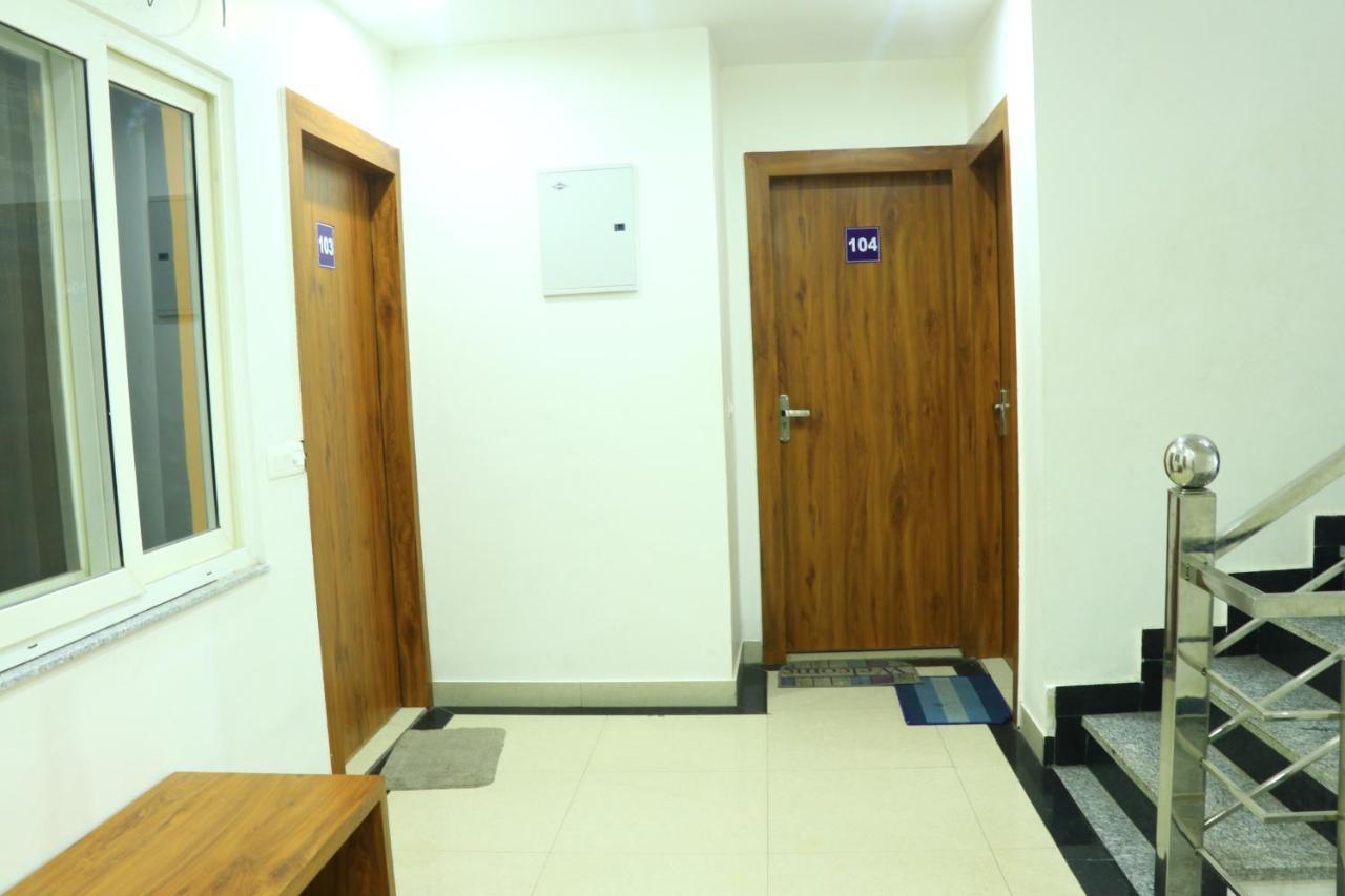 Hotel Namami Tapovan 2*