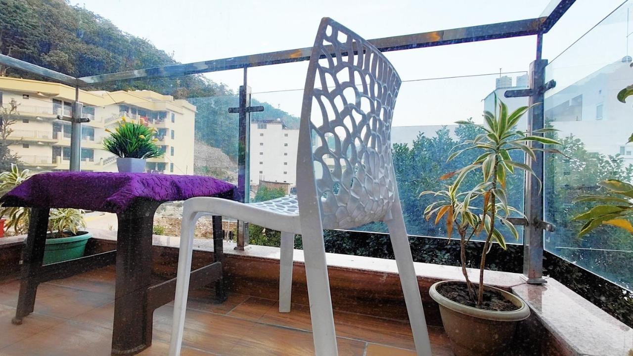 Perfect Stayz In Tapovan Hostel *