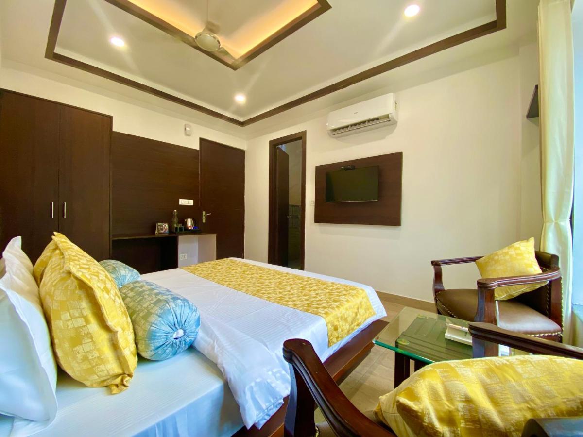 Shiv Vilas Hotel 3*