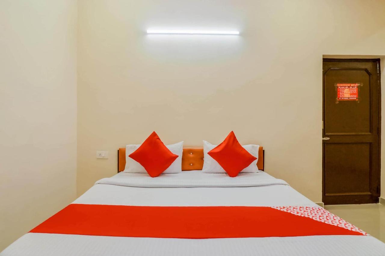 Oyo Mg Residency 3*