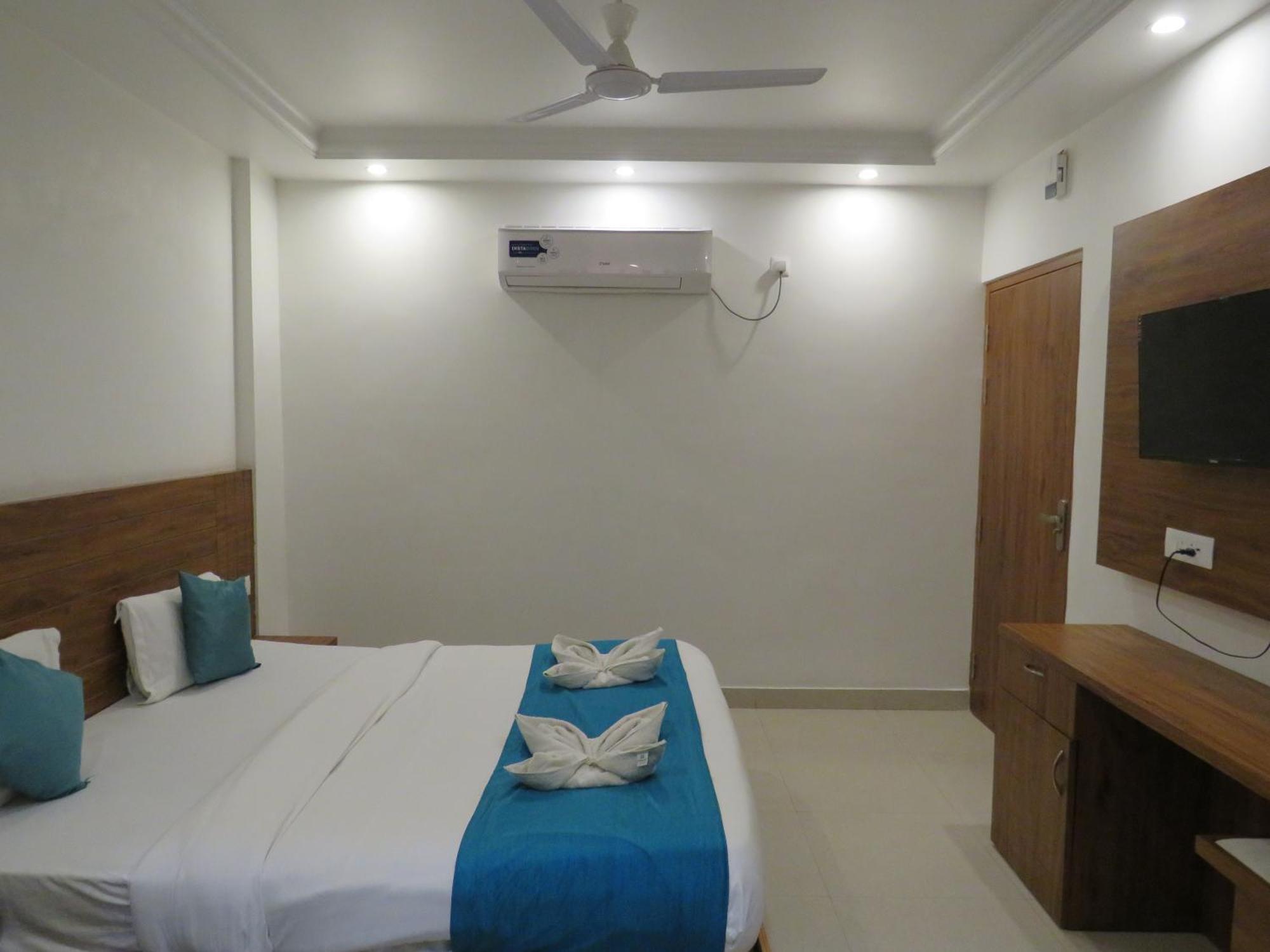 Hotel Namami Tapovan 2*