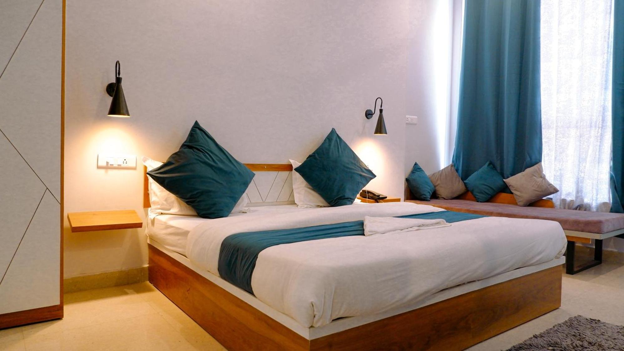 Hotel Soul Haven On Main Rishikesh