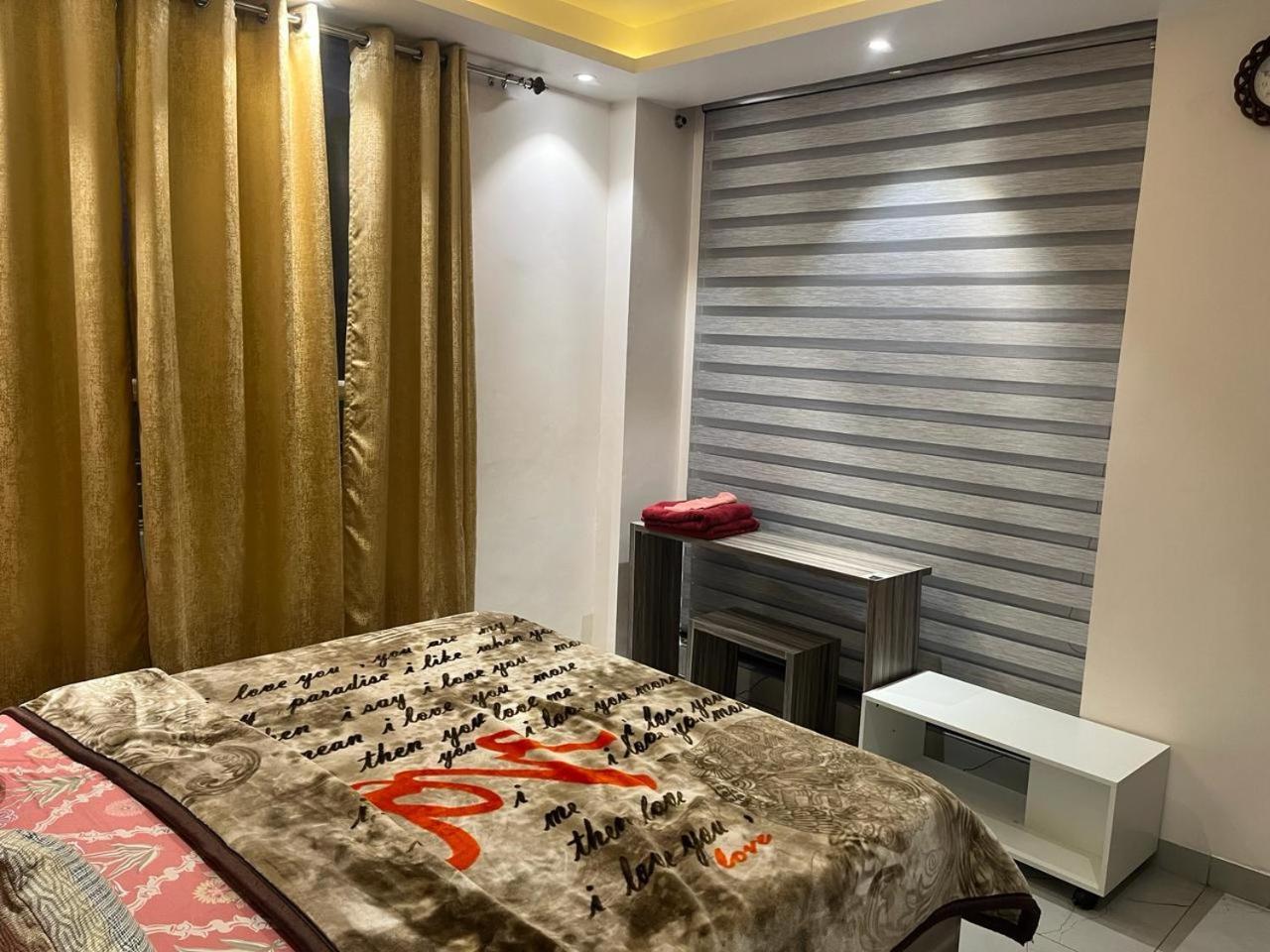 Apartment Luxury 2bhk 3ac Terrace View Lift Kitchen In Hills Tapovan *