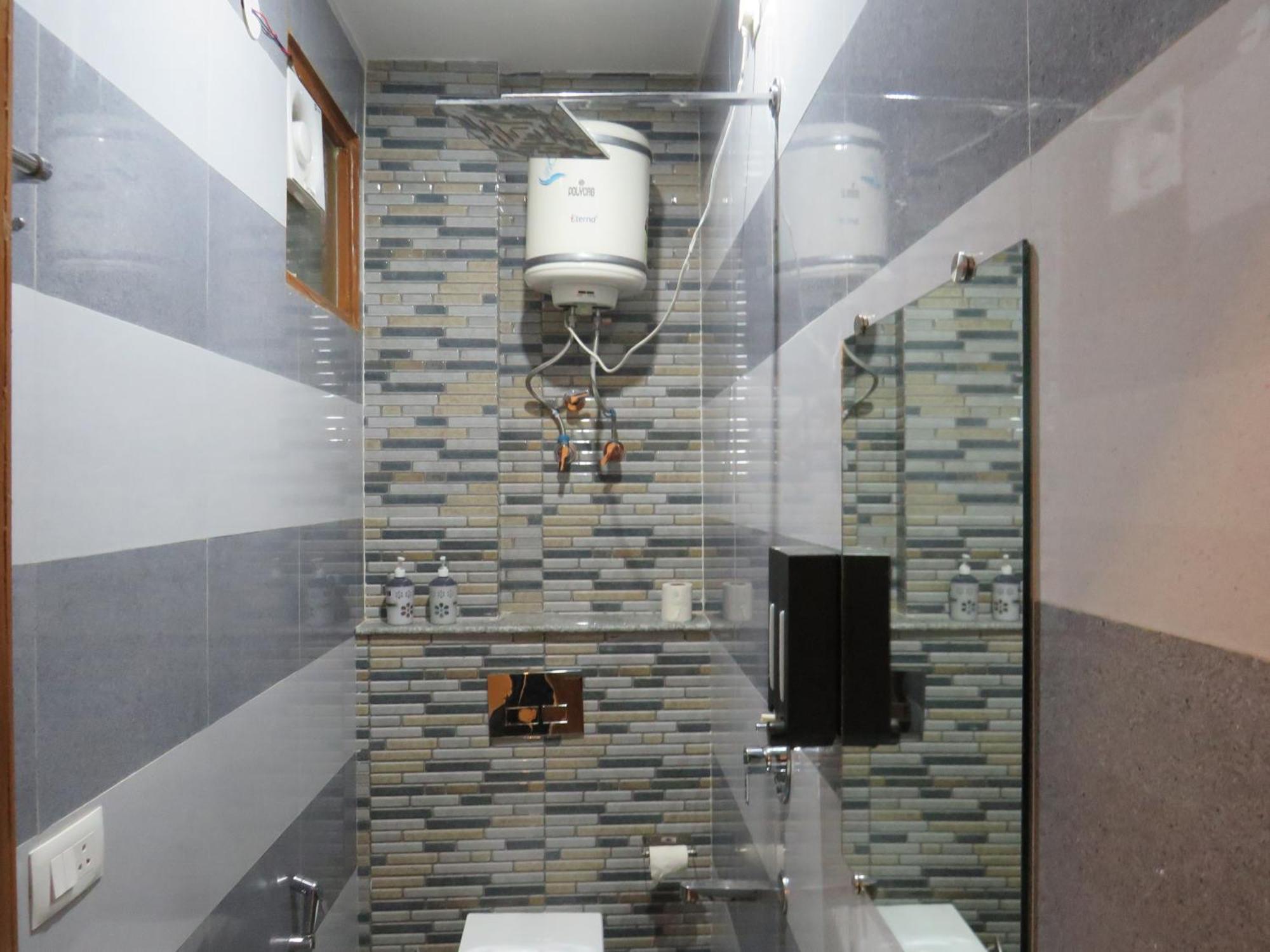 Hotel Namami Tapovan 2* Rishikesh