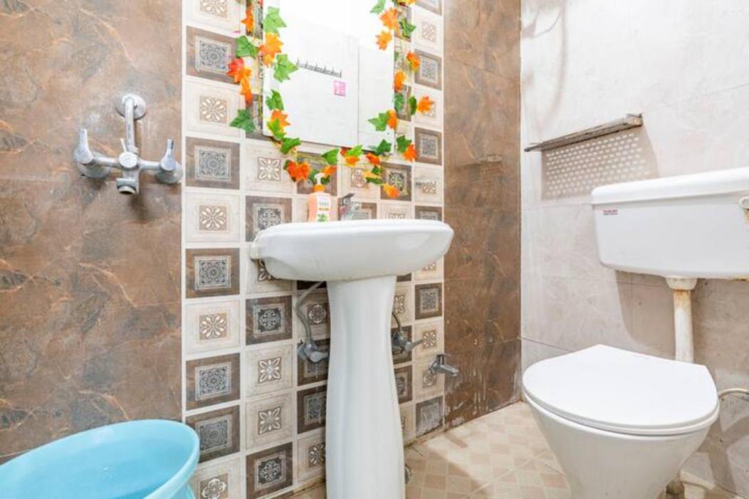 Apartment Ensquare - 2 Bhk With Kitchen, Rooftop River View Cafe, Live Events
