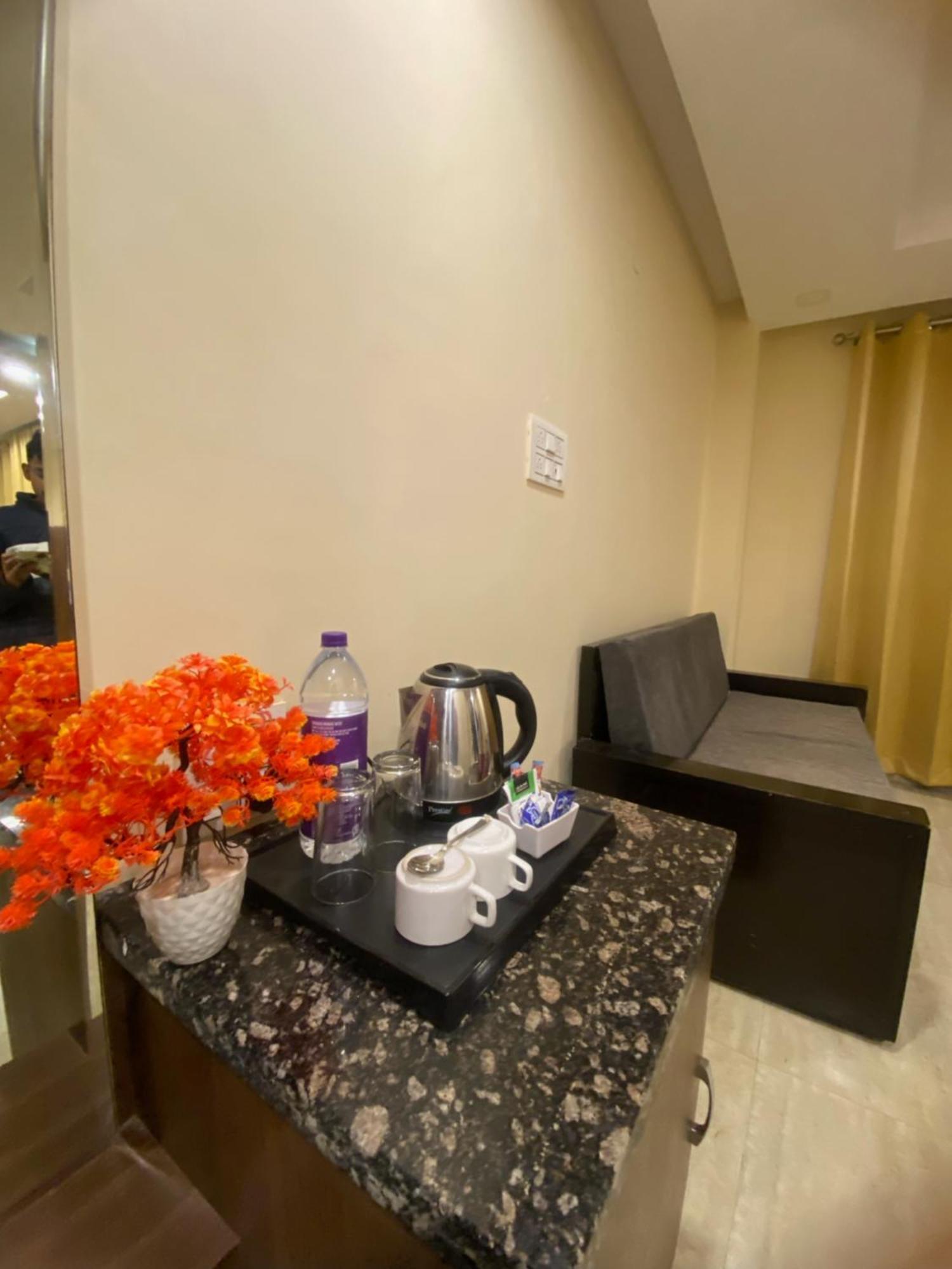 Mj Hills Hotel
