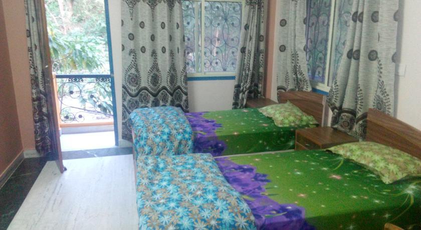 Hotel Golden Crown Laxman Jhula Hotel Rishikesh