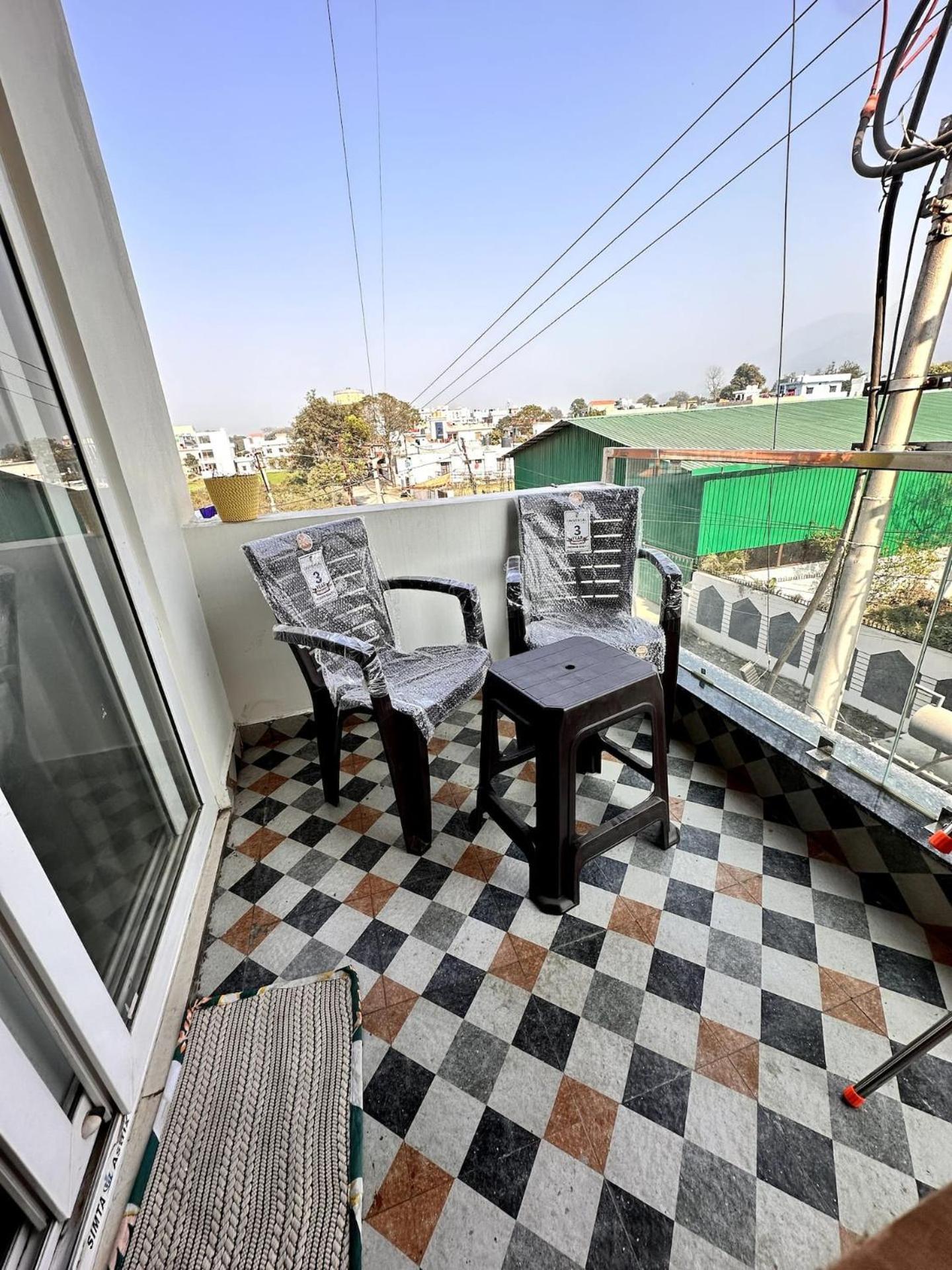Yoga Retreat At The Ganges In Holiday home