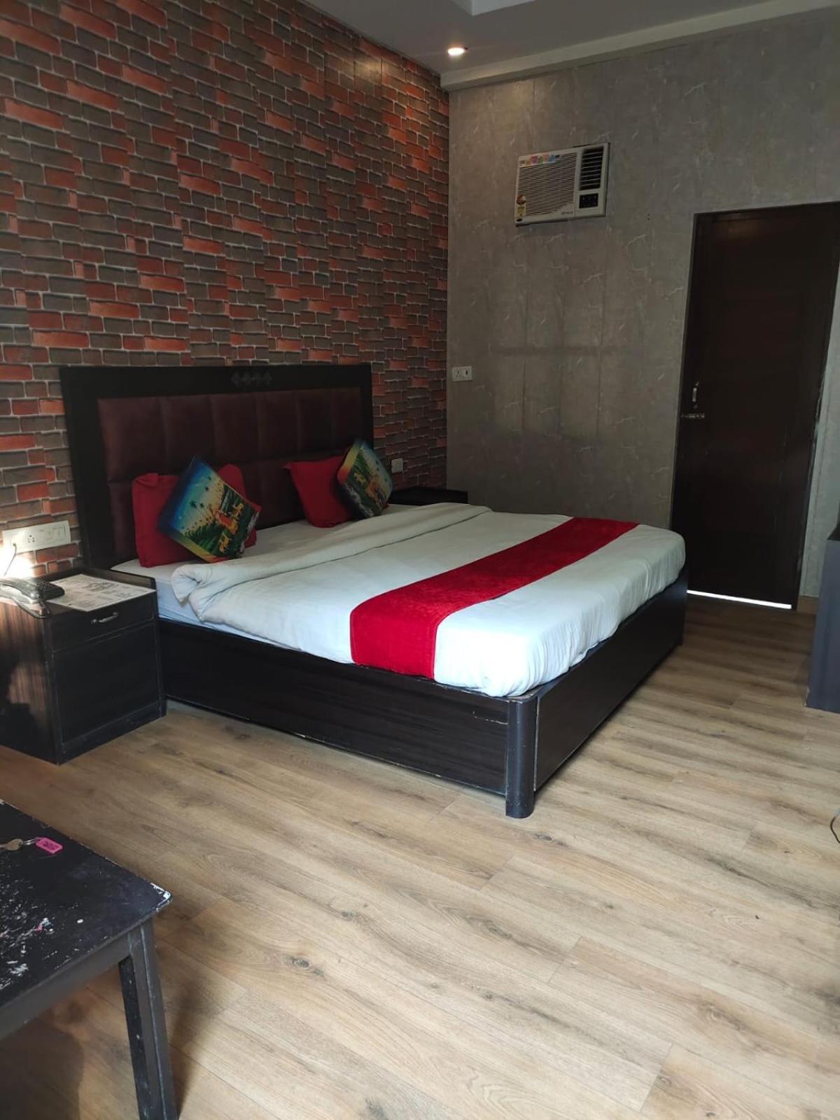 Grand Haveli Hotel Rishikesh