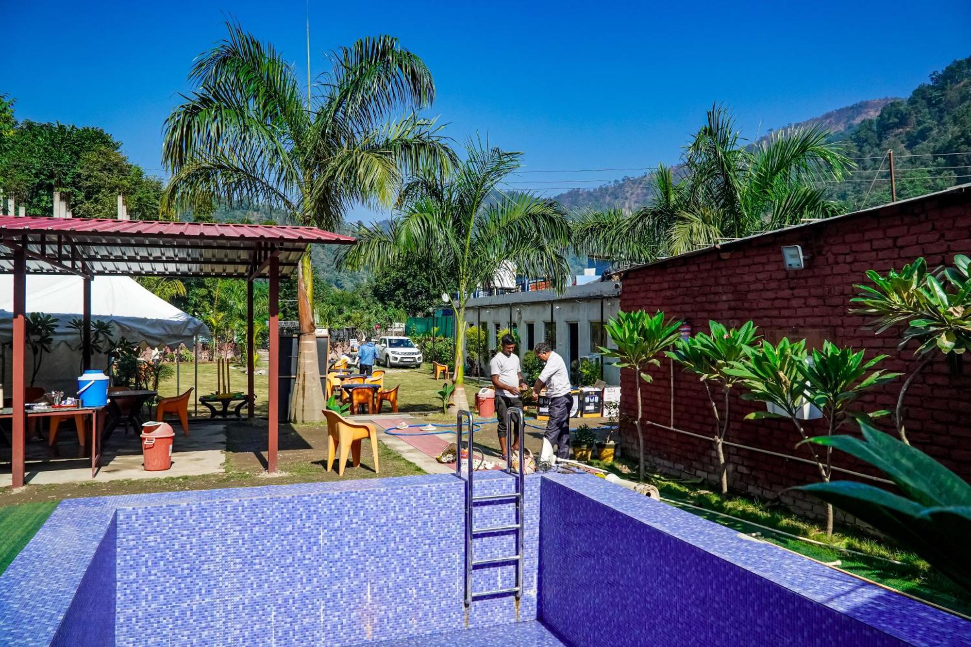 The Family And Friends Resort Rishikesh *