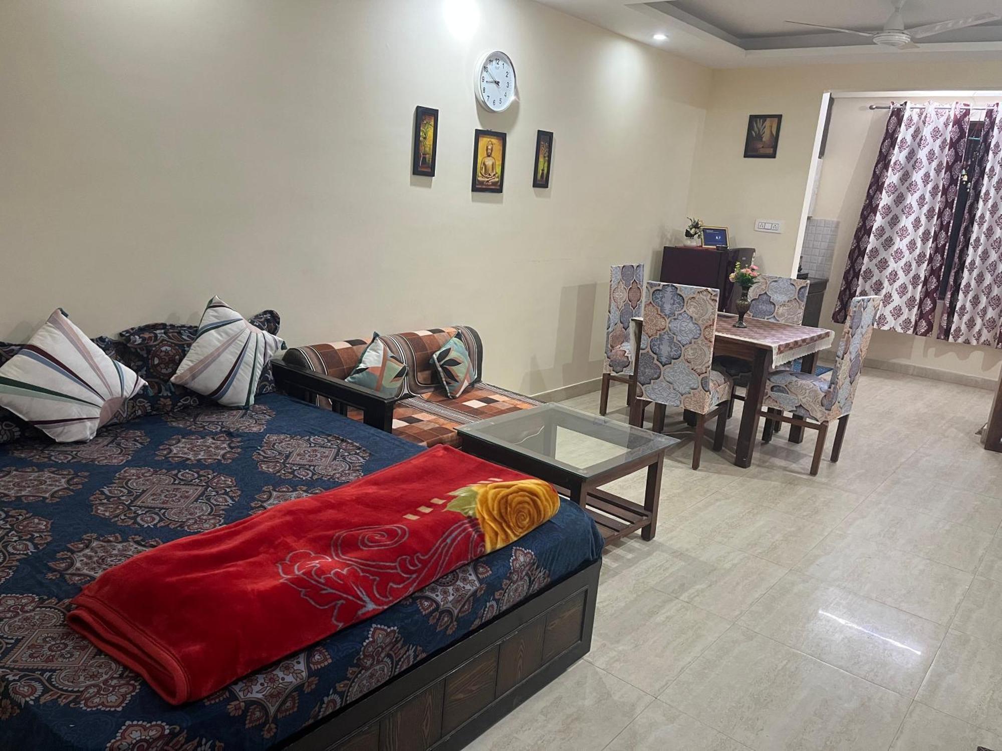 Apartment Budget Friendly 1 Bhk Luxury *