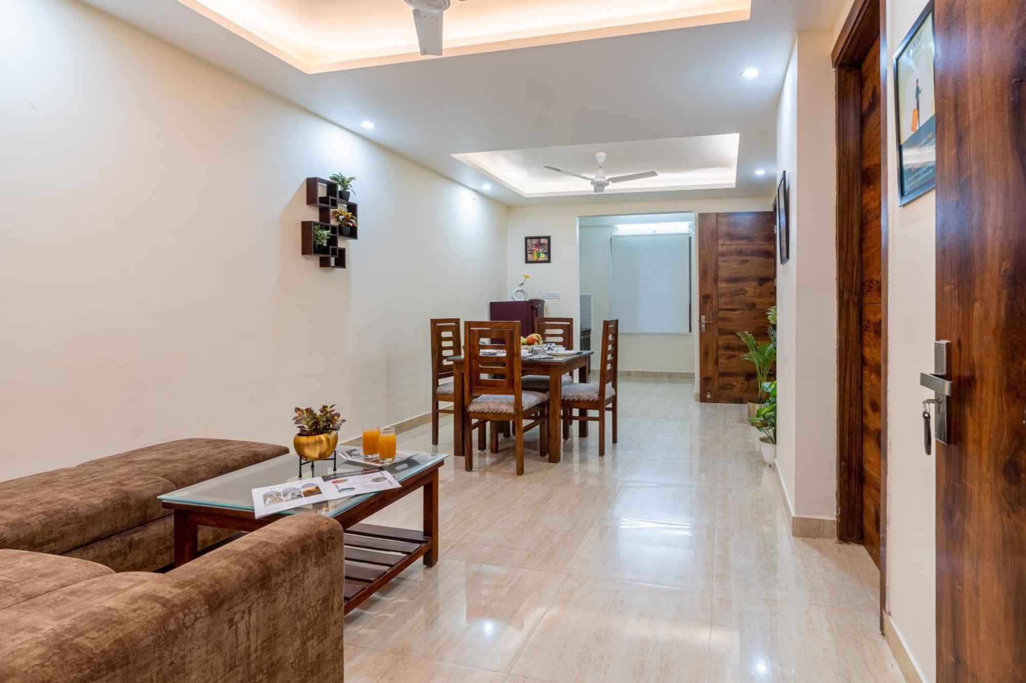 Homlee-jumbo 1bhk-2ac-kitchen-lift-parking-tapovan Apartment